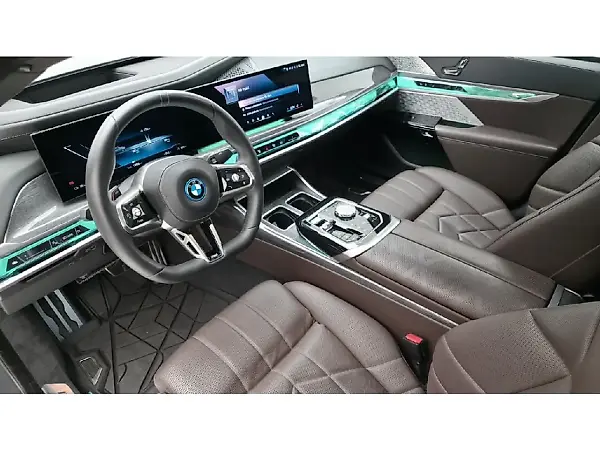 BMW I7 - Imagem 9