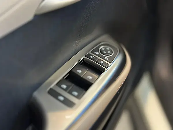 BYD Dolphin - Imagem 16