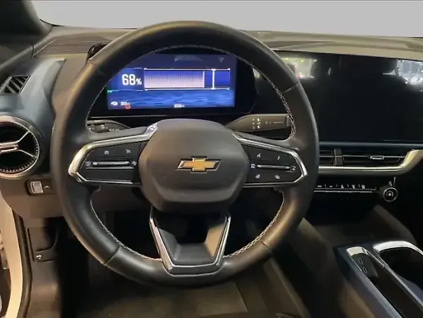 Chevrolet Equinox EV - Imagem 8
