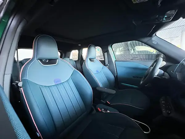 Mini Cooper SE - Imagem 10