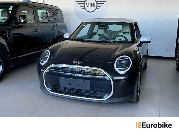 Mini Cooper SE - Imagem 1