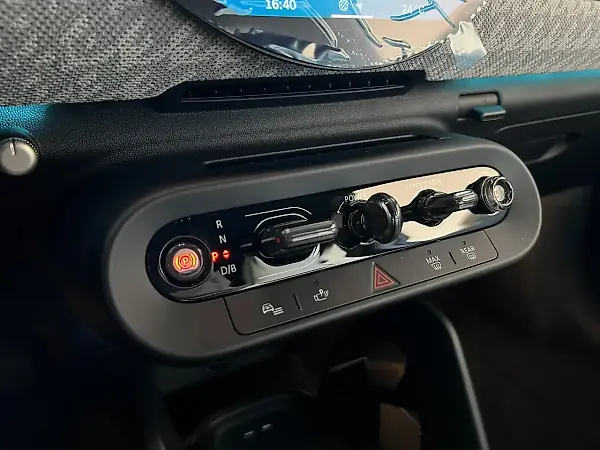 Mini Cooper SE - Imagem 10