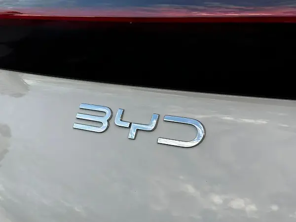 BYD Dolphin - Imagem 18