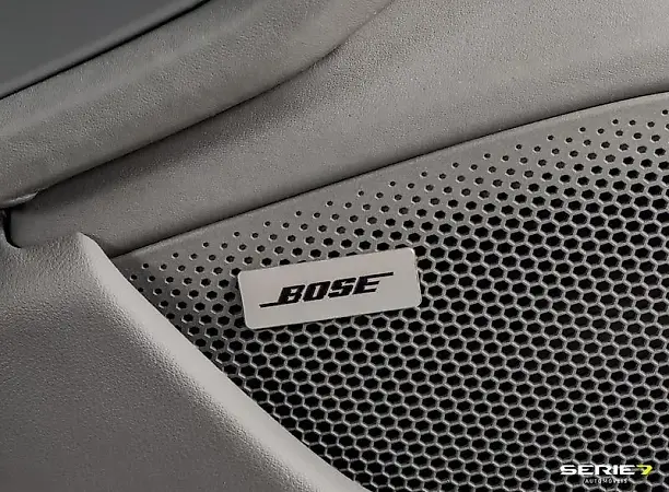 Porsche Taycan - Imagem 19