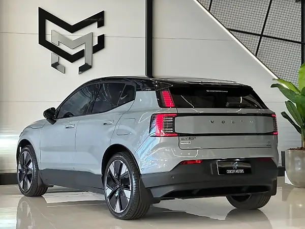 Volvo Ex90 - Imagem 5
