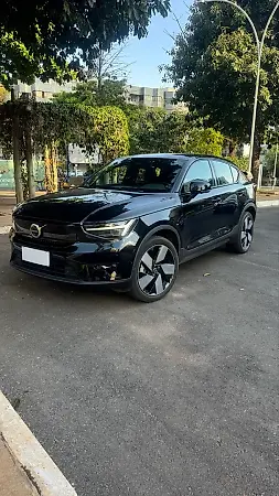 Volvo EX40 - Imagem 5