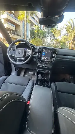Volvo EX40 - Imagem 14