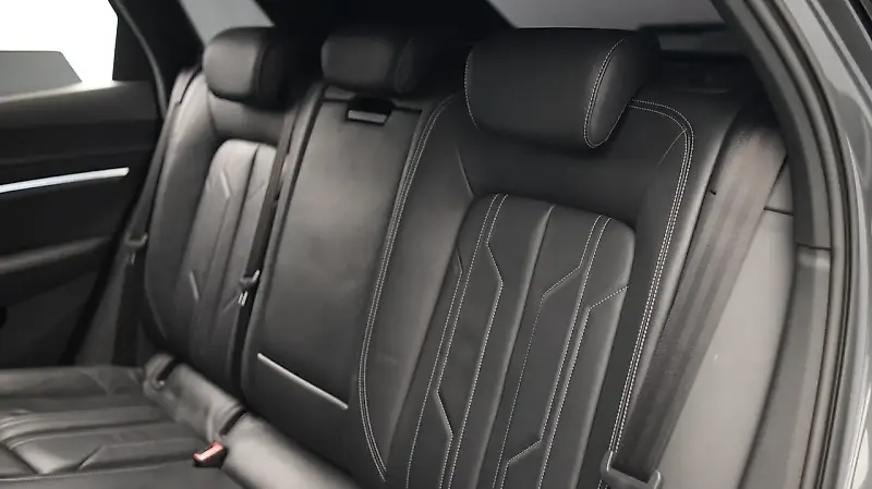 Audi E-tron - Imagem 14