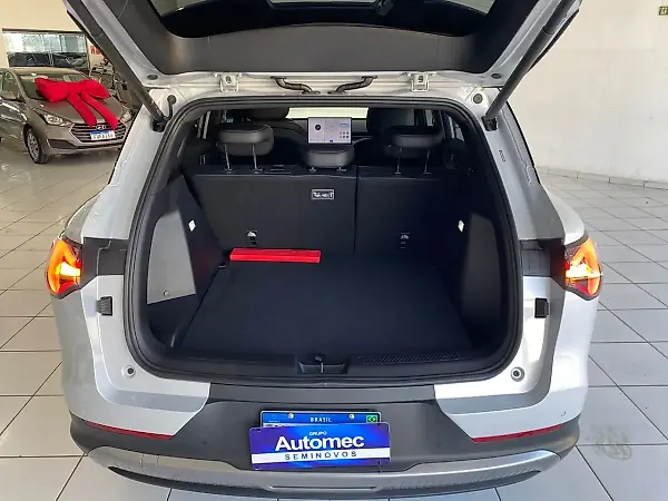 Chevrolet Captiva EV - Imagem 15