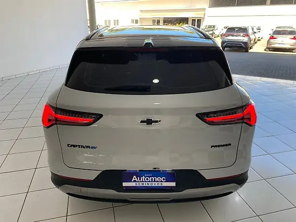 Chevrolet Captiva EV - Imagem 17