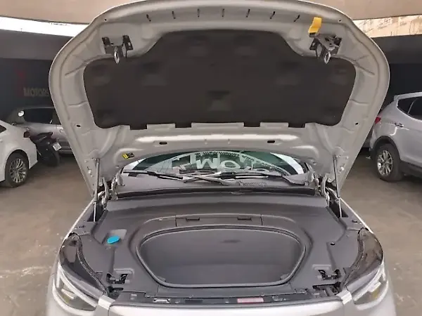 Volvo EX40 - Imagem 13