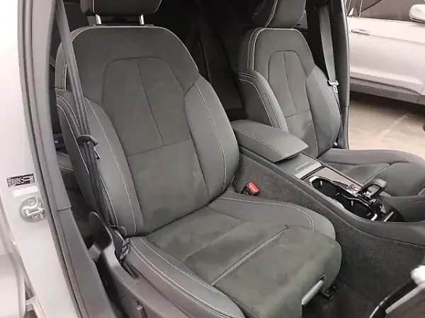 Volvo EX40 - Imagem 17