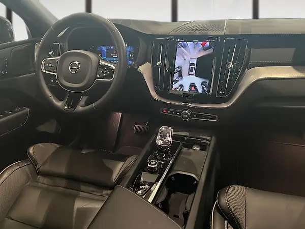Volvo Xc60 Plug-in Hybrid - Imagem 14