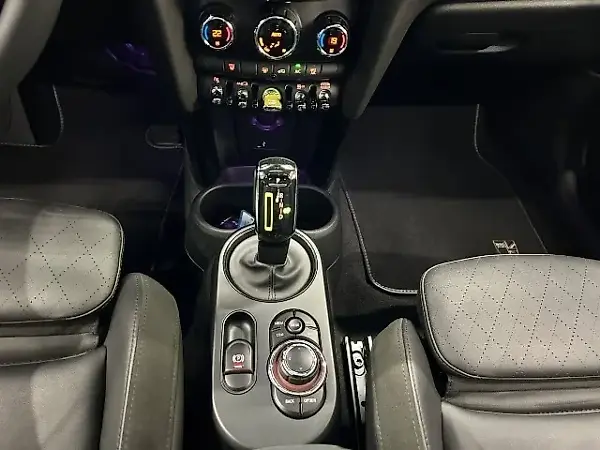 Mini Cooper SE - Imagem 10
