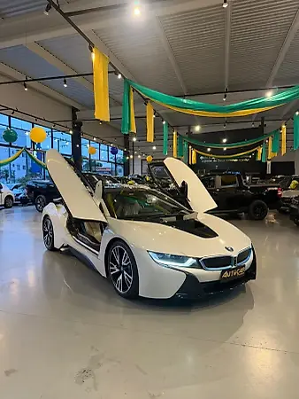BMW I8 - Imagem 1