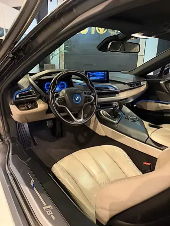 BMW I8 - Imagem 8