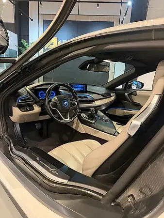 BMW I8 - Imagem 10