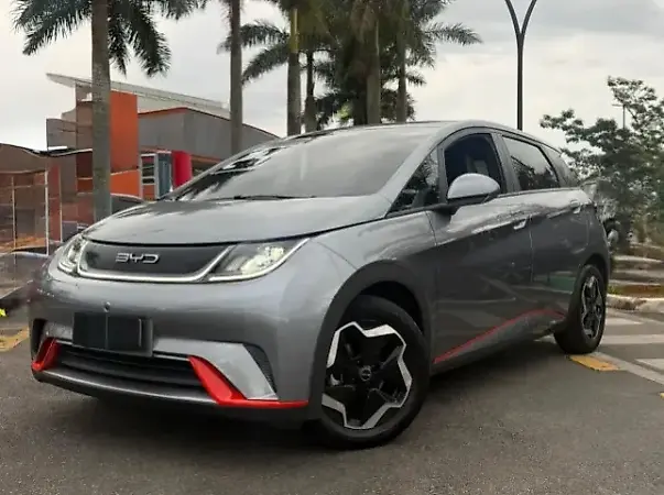 BYD Dolphin Plus - Imagem 1