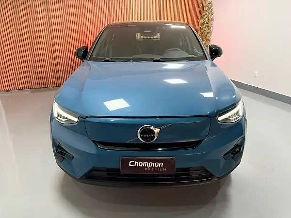 Volvo EX40 - Imagem 3