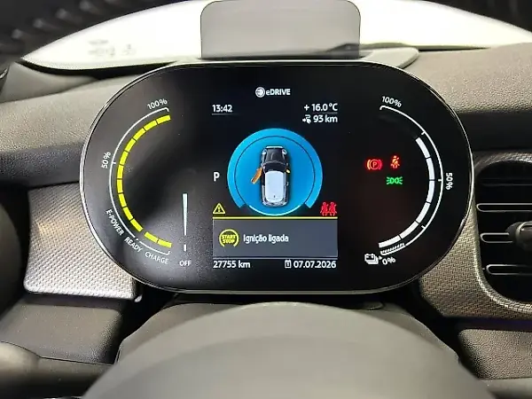 Mini Cooper SE - Imagem 16