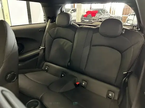 Mini Cooper SE - Imagem 19