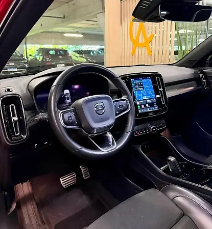 Volvo XC40 Recharge - Imagem 5
