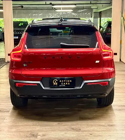 Volvo XC40 Recharge - Imagem 9