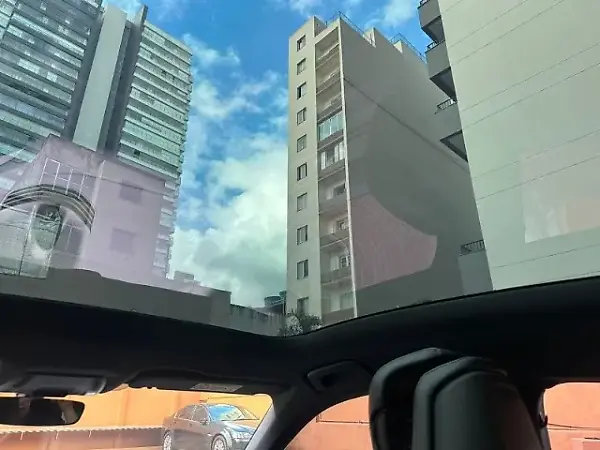 Porsche Taycan - Imagem 11