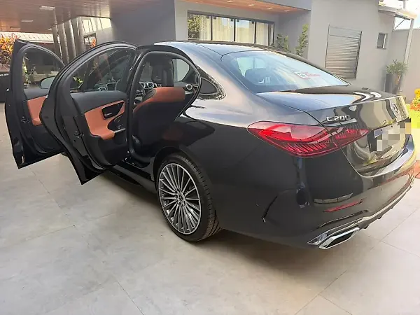 Mercedes Eqc400 - Imagem 3