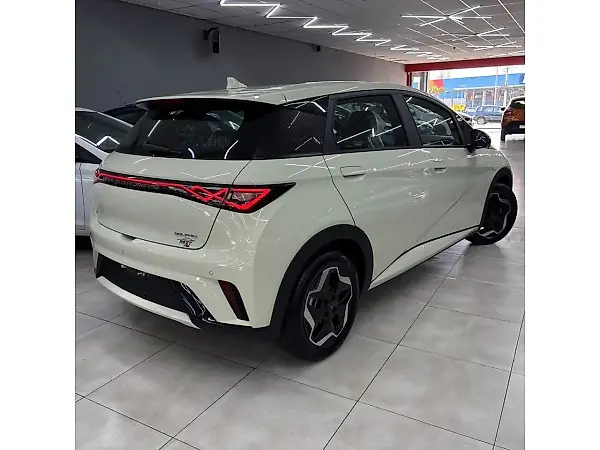 BYD Dolphin - Imagem 12