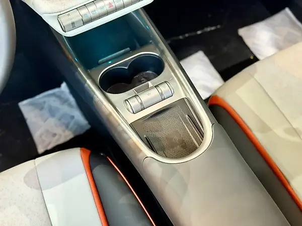 BYD Dolphin - Imagem 18