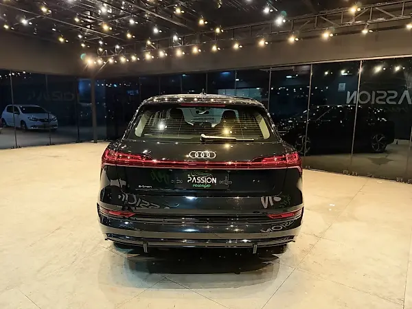 Audi E-tron - Imagem 8