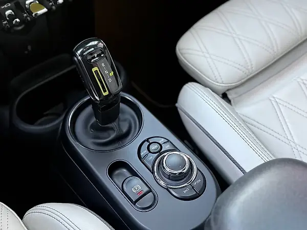 Mini Cooper SE - Imagem 5