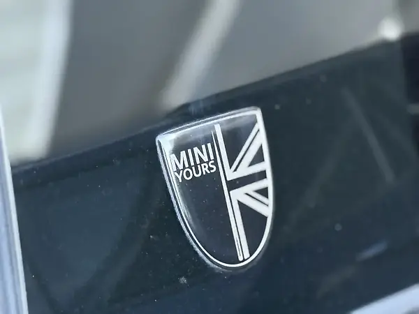 Mini Cooper SE - Imagem 15