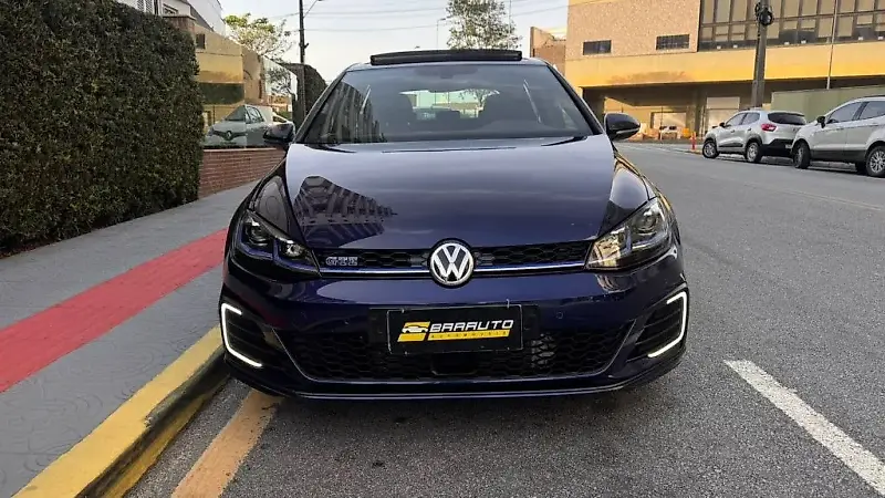 Volkswagen Golf  GTe - Imagem 2