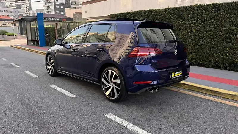 Volkswagen Golf  GTe - Imagem 4