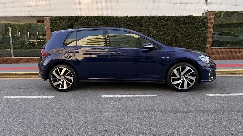Volkswagen Golf  GTe - Imagem 8