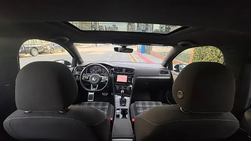 Volkswagen Golf  GTe - Imagem 16