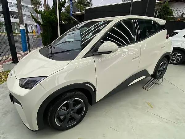 BYD Dolphin Mini - Imagem 1