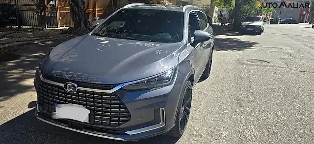BYD Tang - Imagem 1