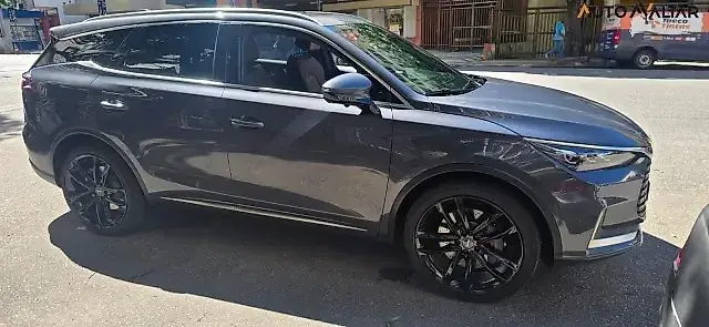 BYD Tang - Imagem 8