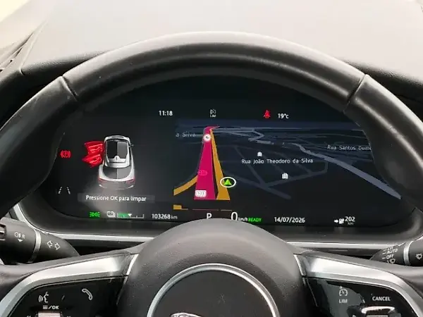 Jaguar I-pace - Imagem 8