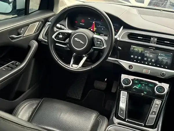 Jaguar I-pace - Imagem 15