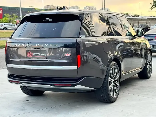 Land Rover Range Rover Sport Plug-in Hybrid - Imagem 4
