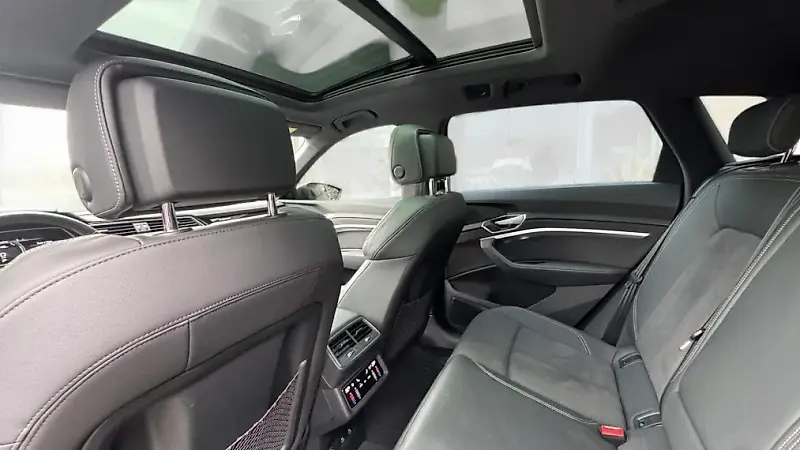 Audi E-tron - Imagem 10