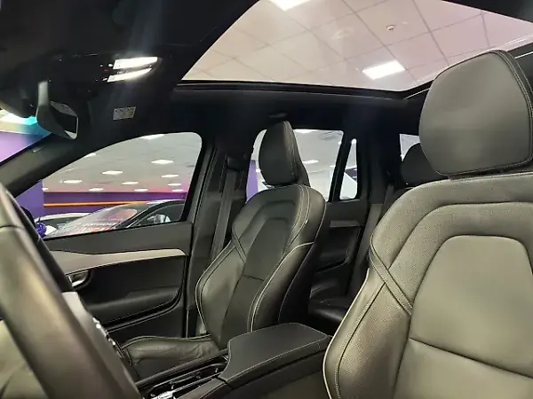 Volvo Xc90 Plug-in Hybrid - Imagem 10