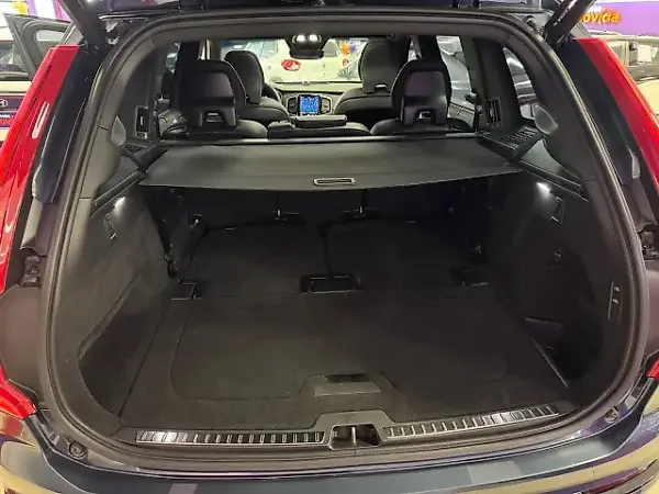 Volvo Xc90 Plug-in Hybrid - Imagem 11