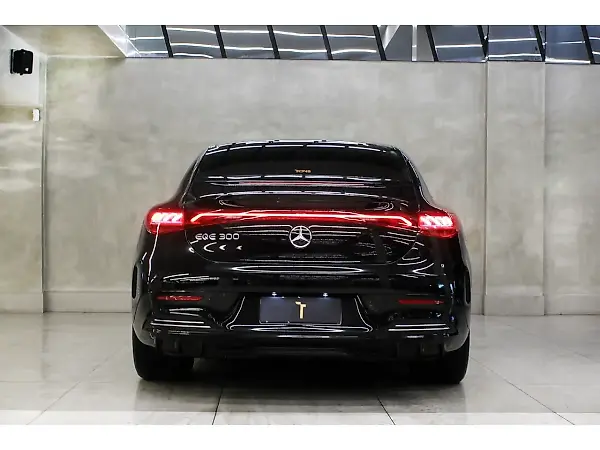 Mercedes Eqe 300 - Imagem 6
