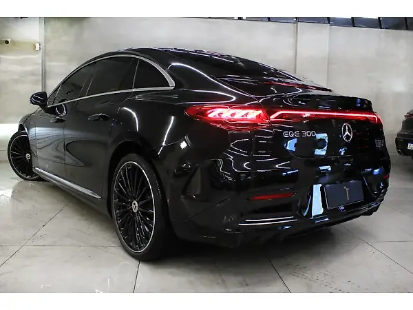Mercedes Eqe 300 - Imagem 8