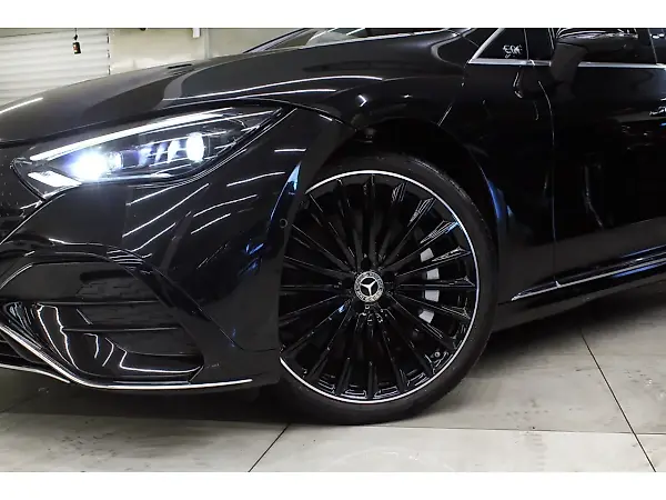Mercedes Eqe 300 - Imagem 9